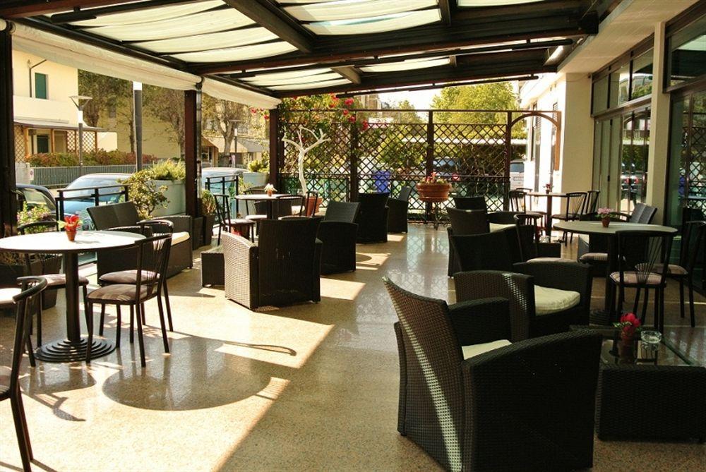Hotel Mirage Lido di Classe Eksteriør bilde